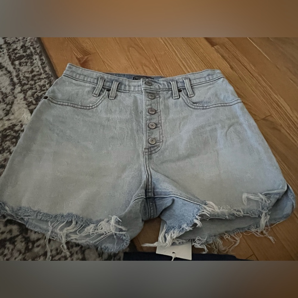 Abercrombie & Fitch